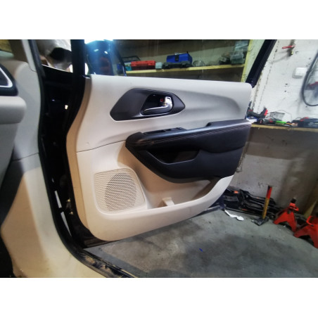 boczek drzwi przód lh / rh