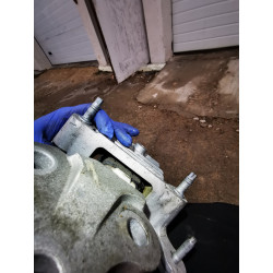 Poduszka skrzyni biegow 68224742AD