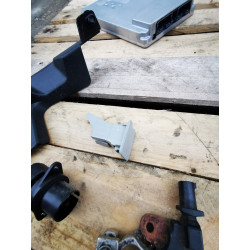 MOCOWANIE OSŁONY PRZECIWSŁONECZNEJ 5091190