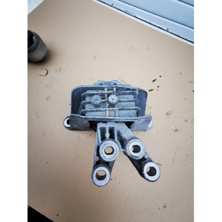 Poduszka skrzyni biegow 68224742AD